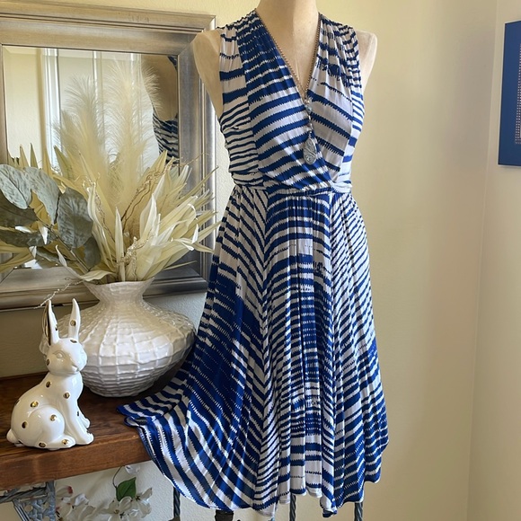 Tracy Reese Fit and Flare Stretch Dress - Picture 2 of 12